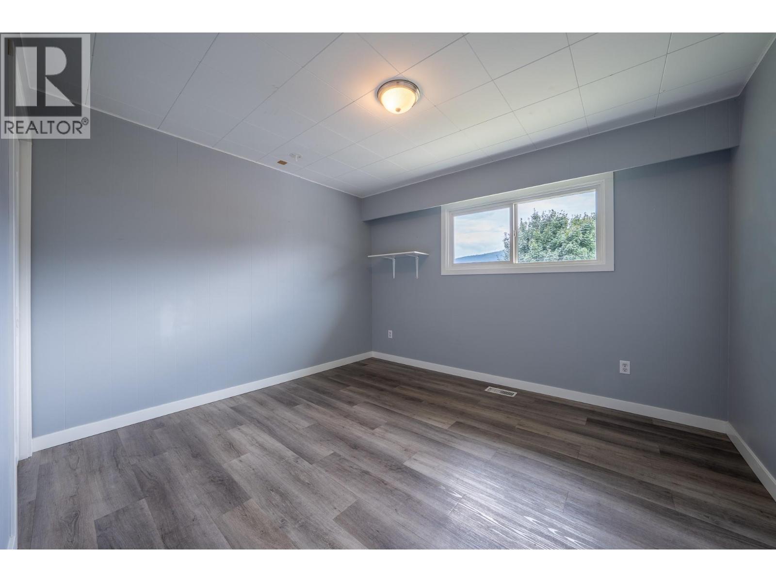 2486 Central Avenue - Image 24