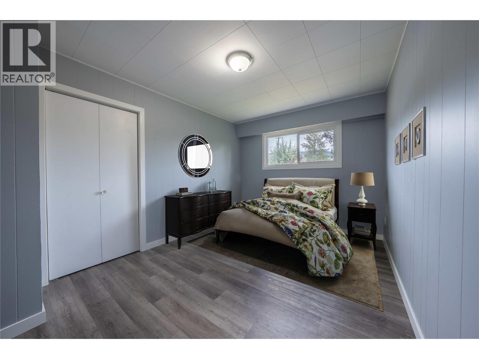 2486 Central Avenue - 21