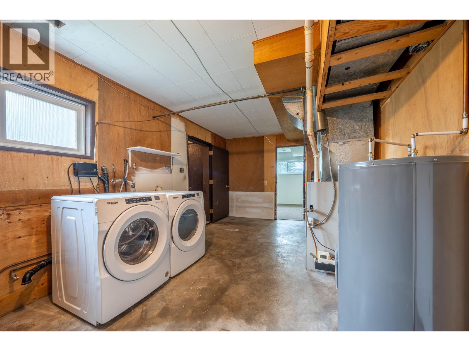 2486 Central Avenue - Image 31