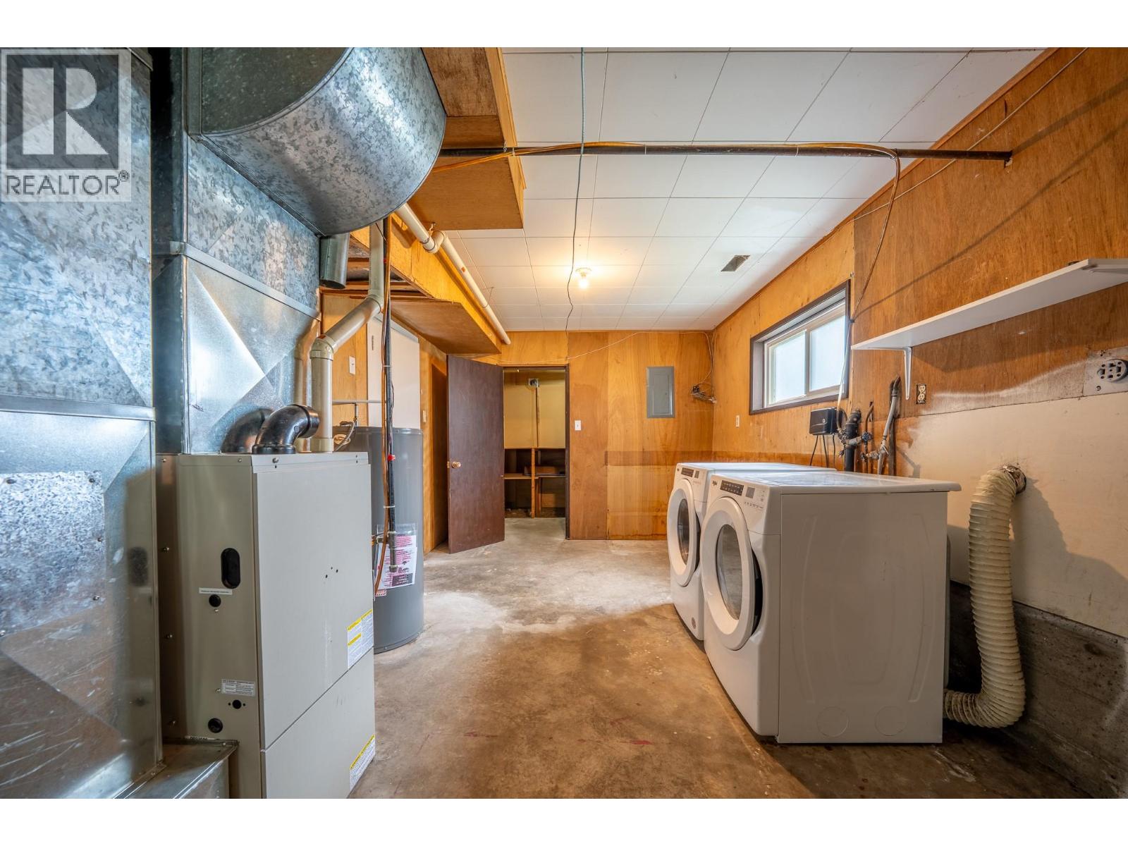 2486 Central Avenue - Image 32