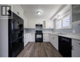 Kitchen - 2486 Central Avenue, Grand Forks, BC V0H1H0 Photo 13