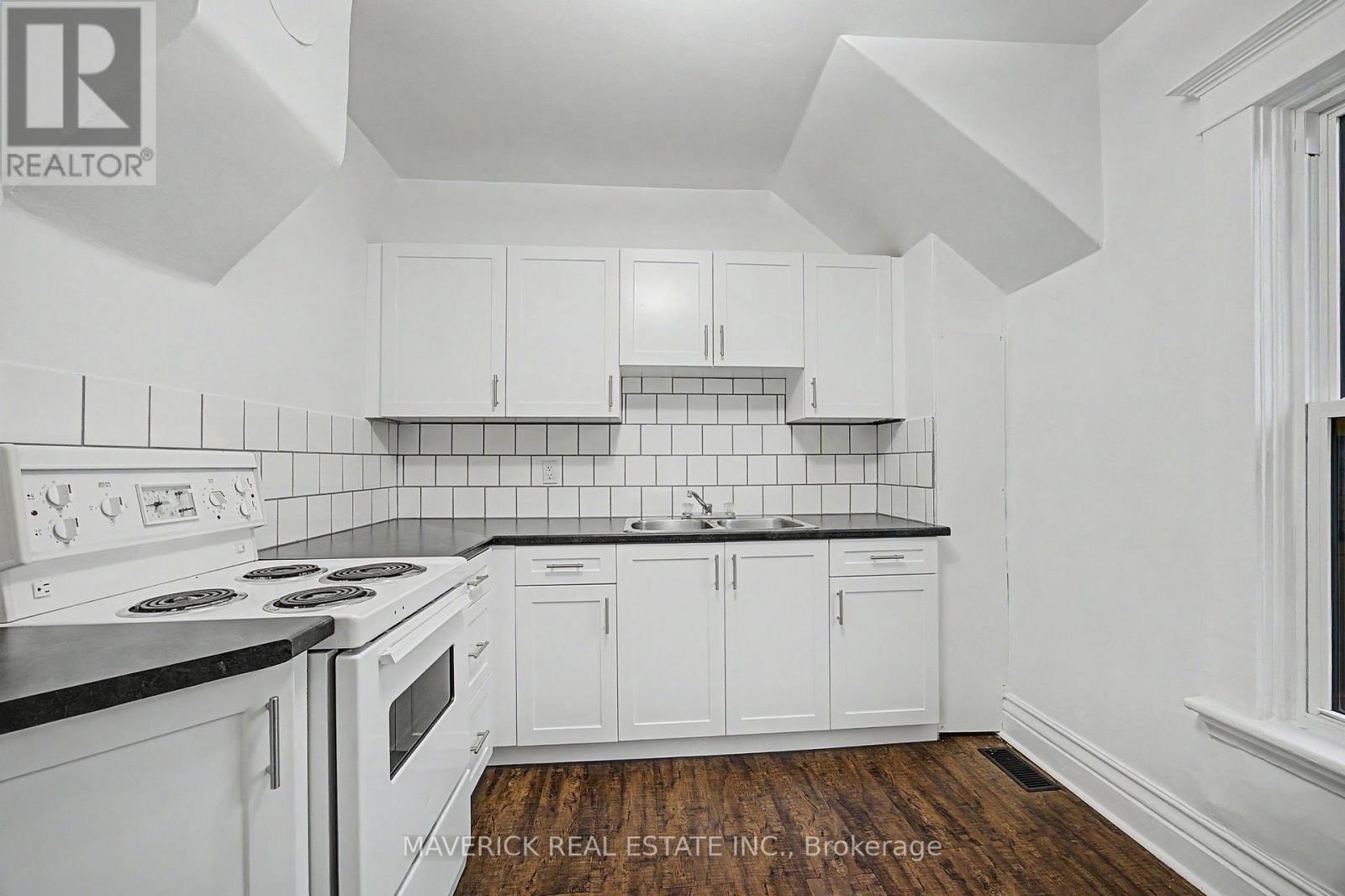 320 ASHLAND AVENUE - 13