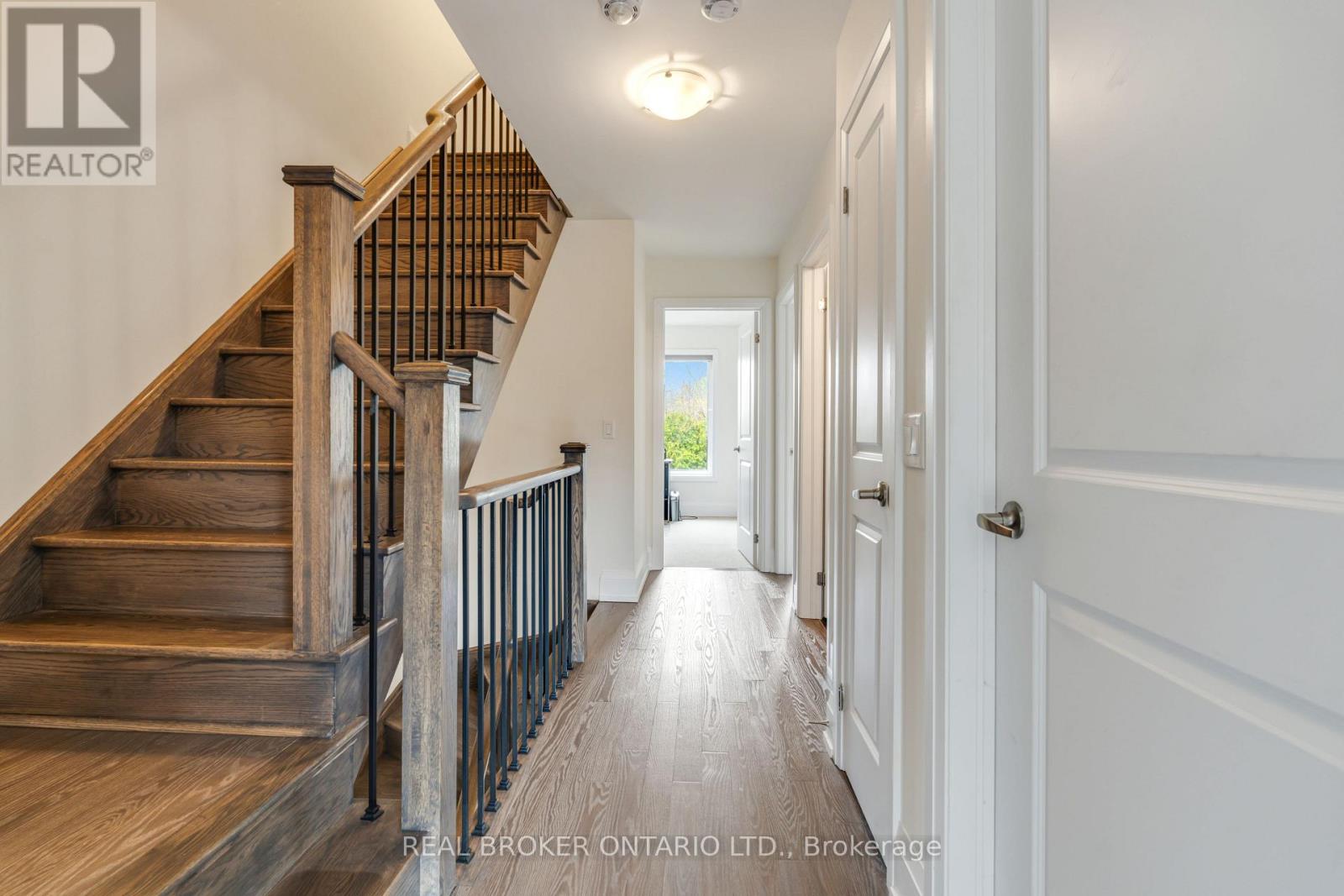 7 KENNETH WOOD CRESCENT - 17