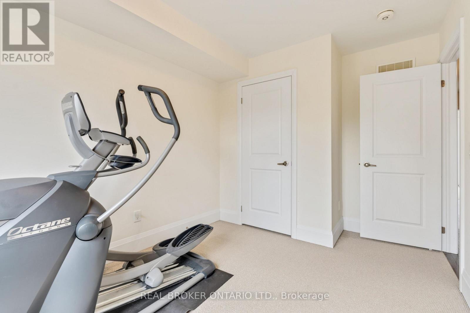 7 KENNETH WOOD CRESCENT - 22