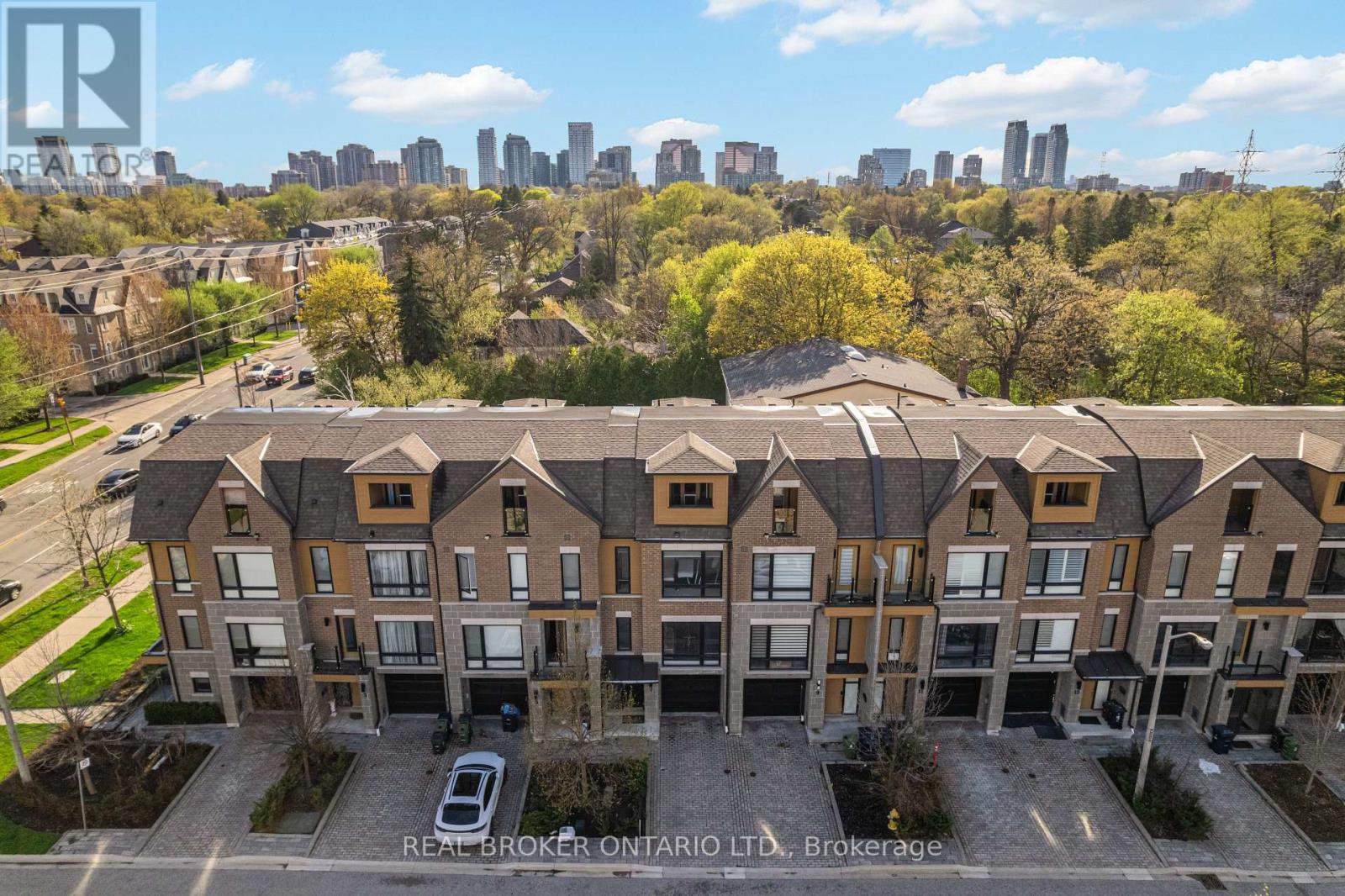 7 KENNETH WOOD CRESCENT - 40