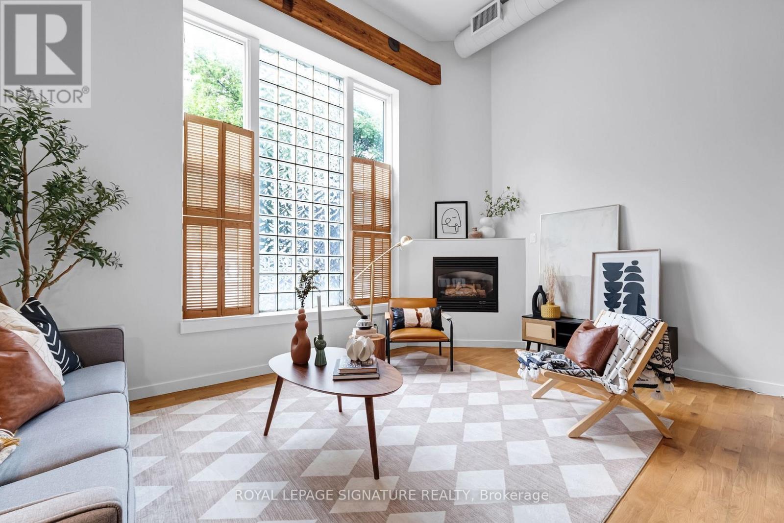 #108 676 RICHMOND STREET W - 4