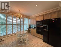 518 - 1 Watergarden Way, Toronto, ON M2K2Z7 Photo 8