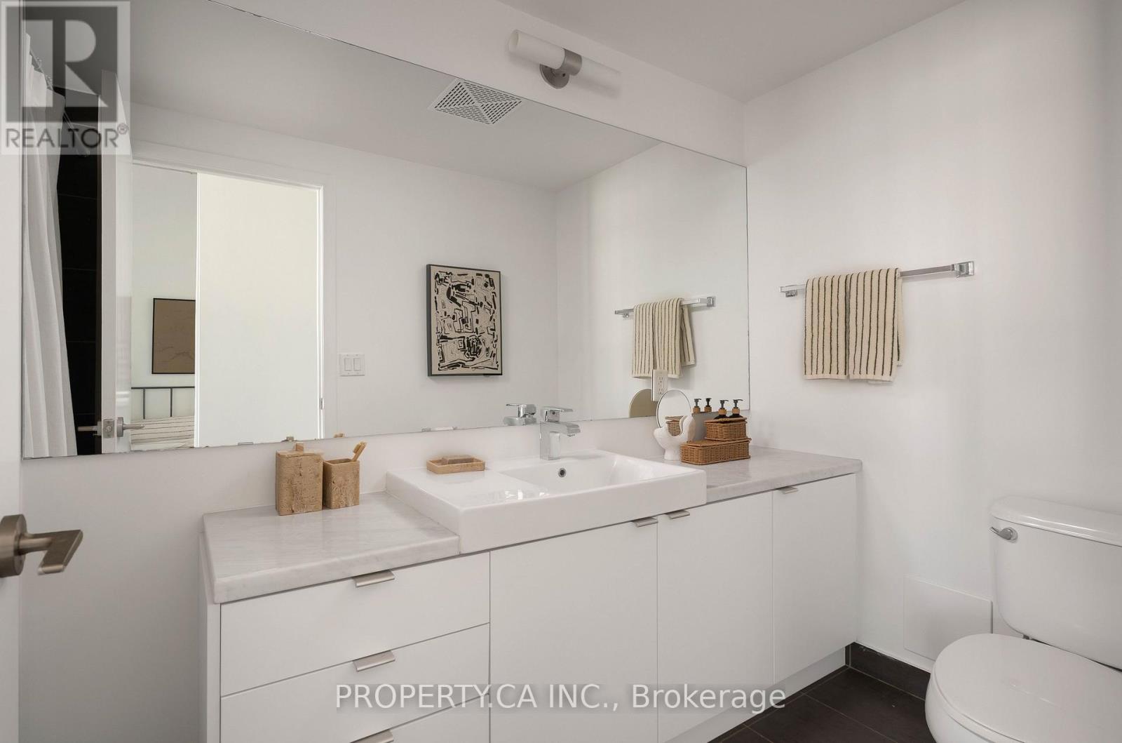 #1103 478 KING STREET - 14