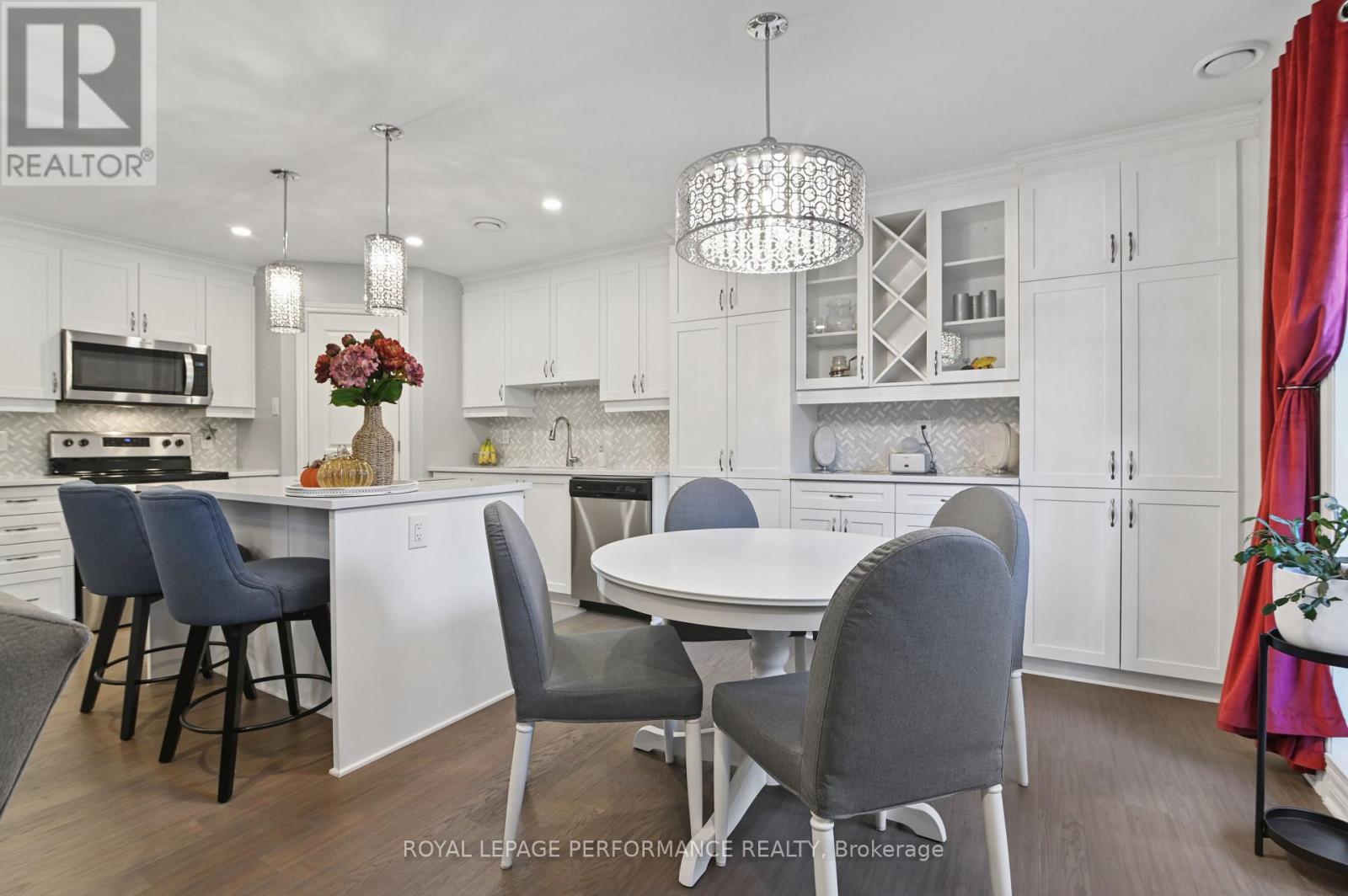 2 - 345 Tribeca Private