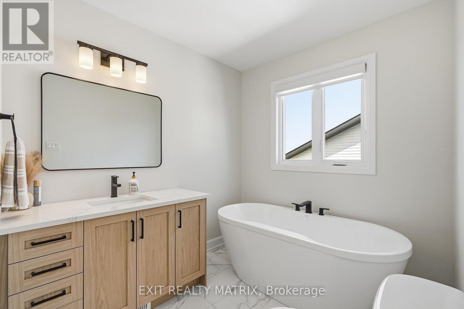 5 Bed, 4 Bath House for Sale in Russell – 1339 FRIBOURG STREET, Russell – MLS# X13759776 - Image 21