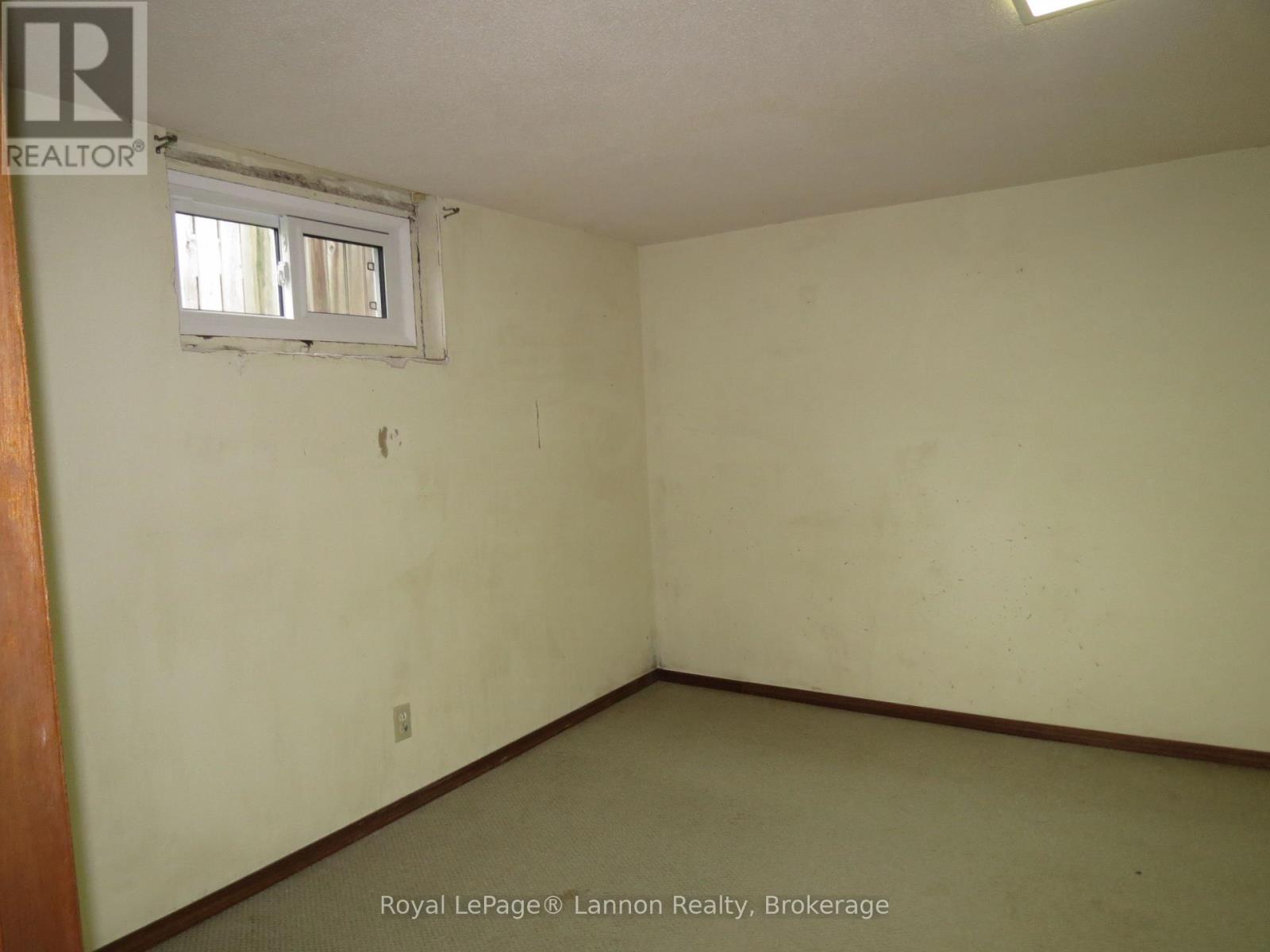 2126 MCGREGOR AVENUE - 27