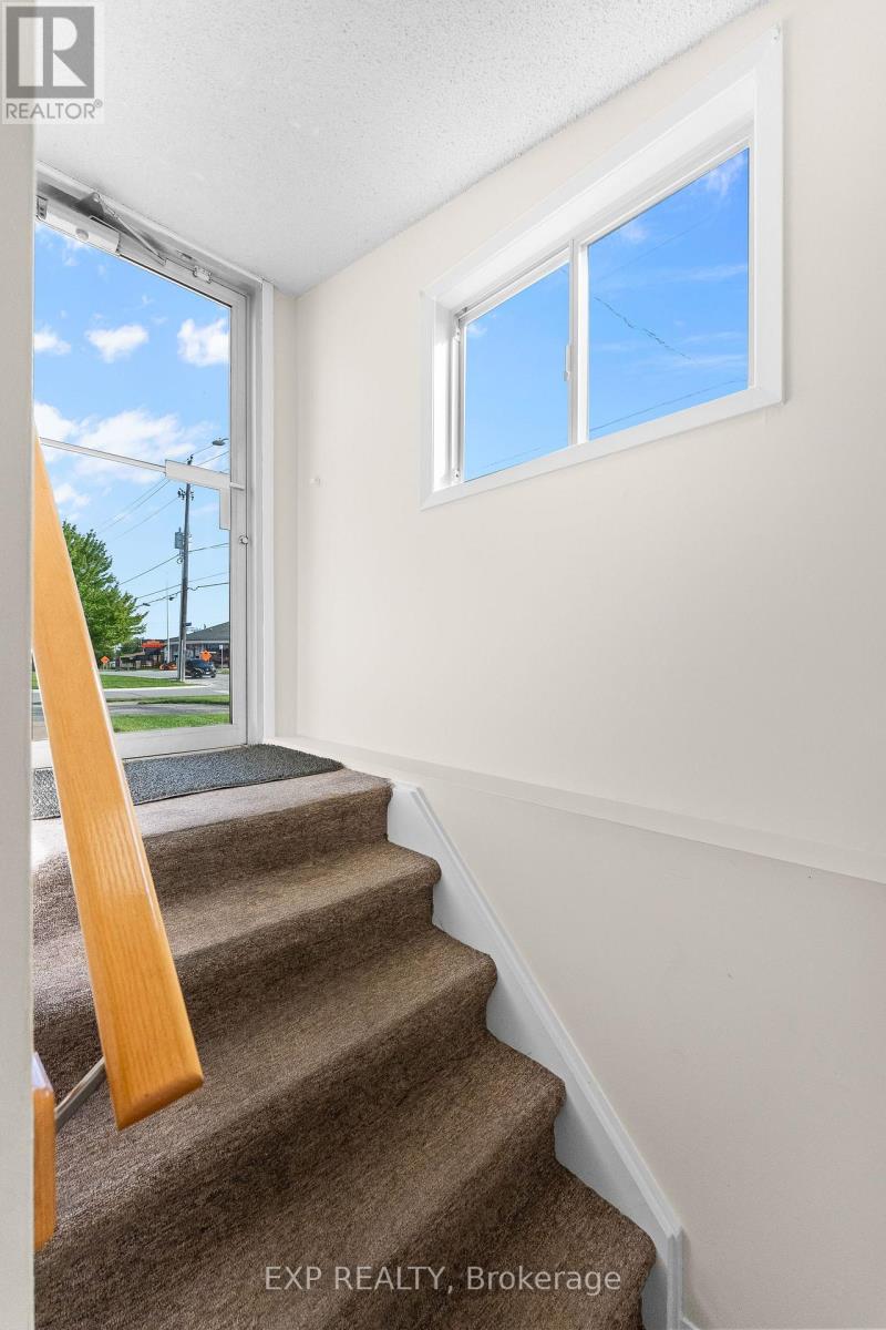 6246 GLENGATE STREET - Image 33