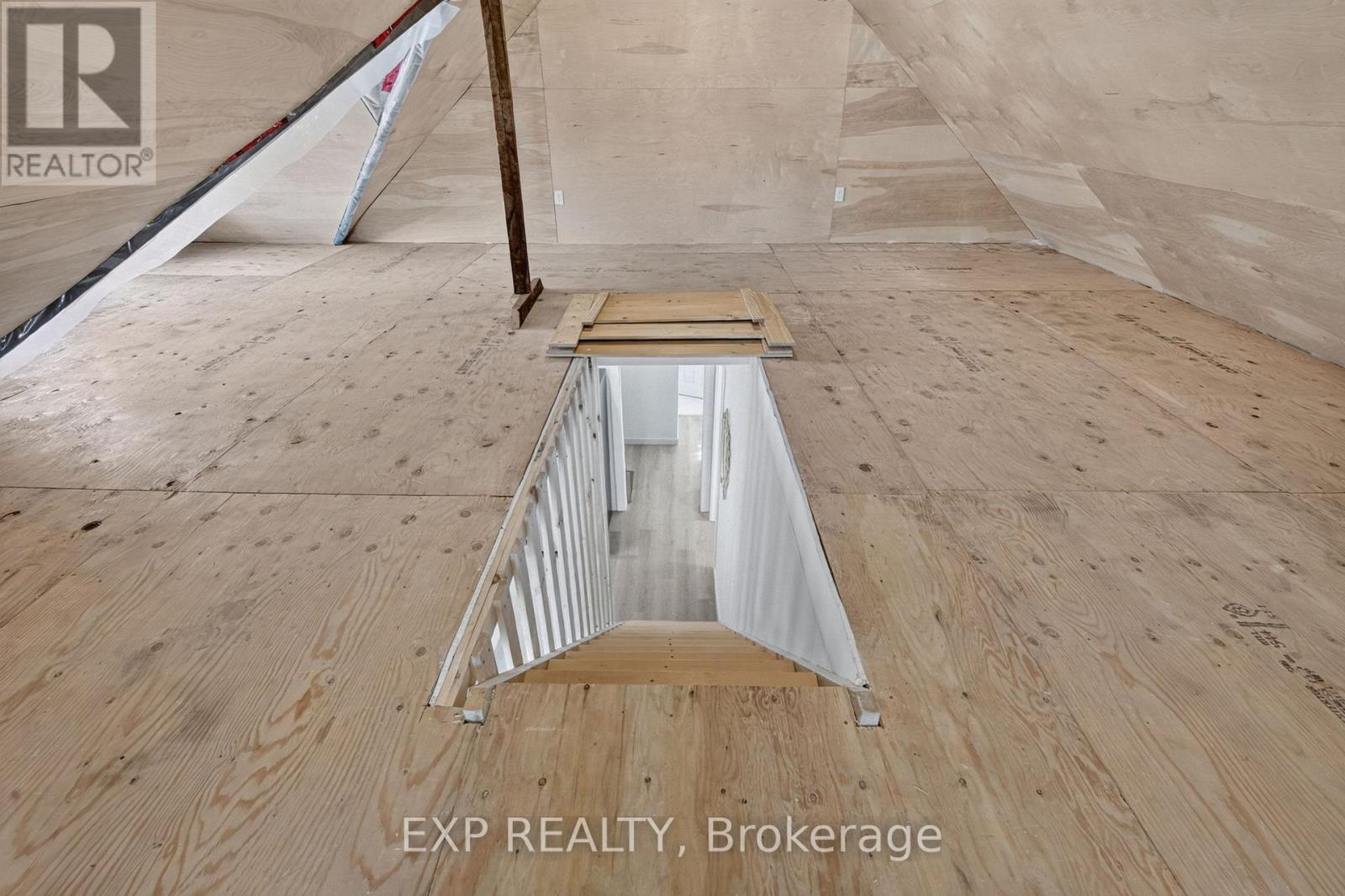 45 PHIPPS STREET - Image 26
