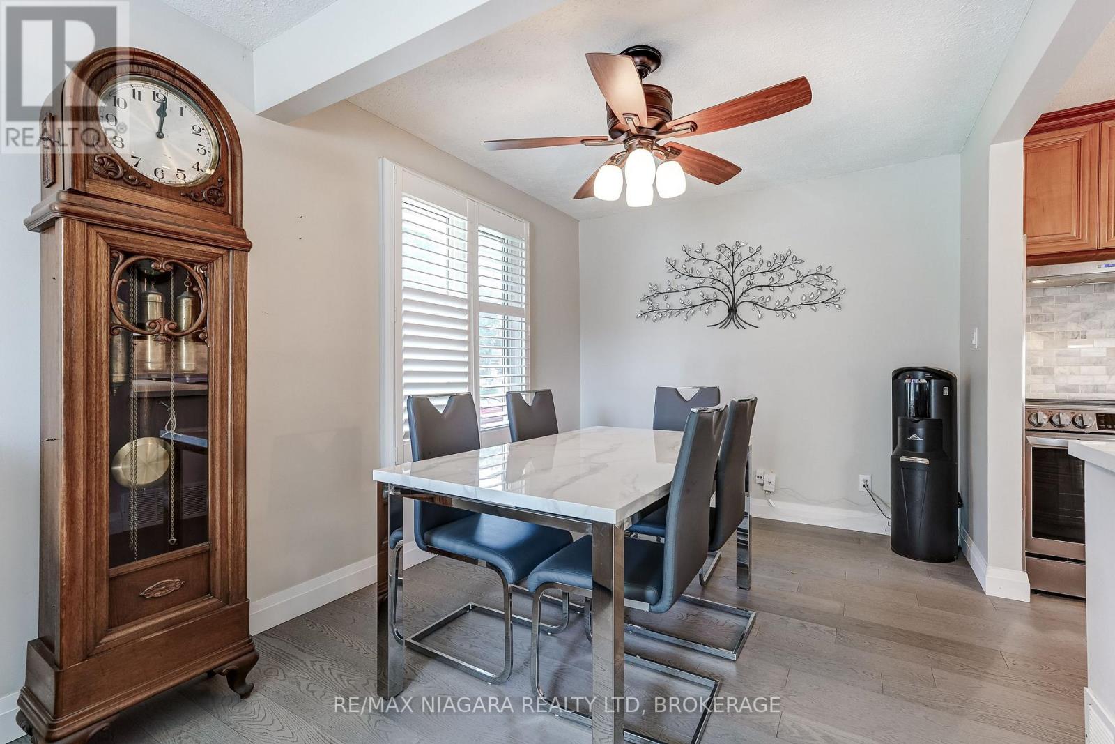 33 HURRICANE ROAD - Image 11