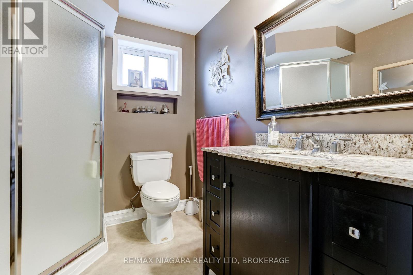 33 HURRICANE ROAD - Image 26