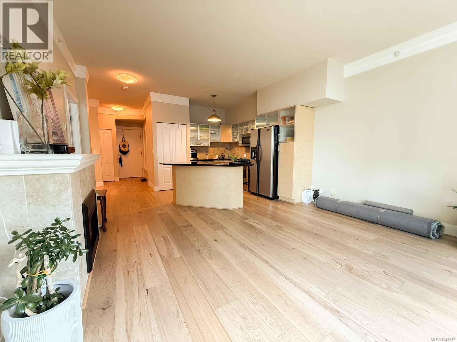 #303 845 Yates St - Image 4