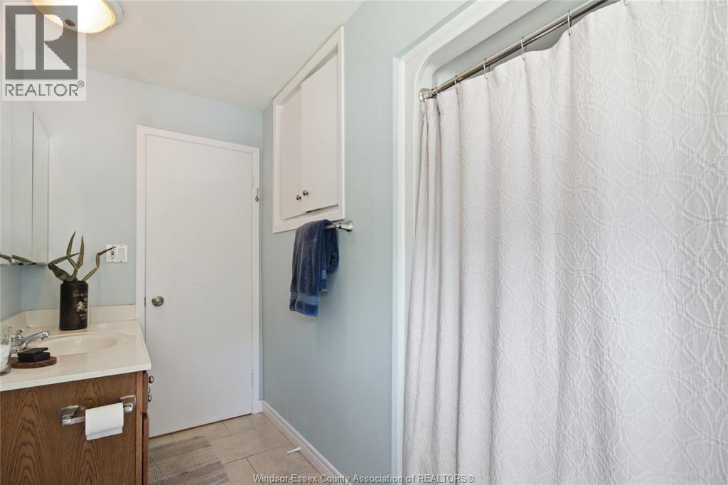 1085 WATSON - 17