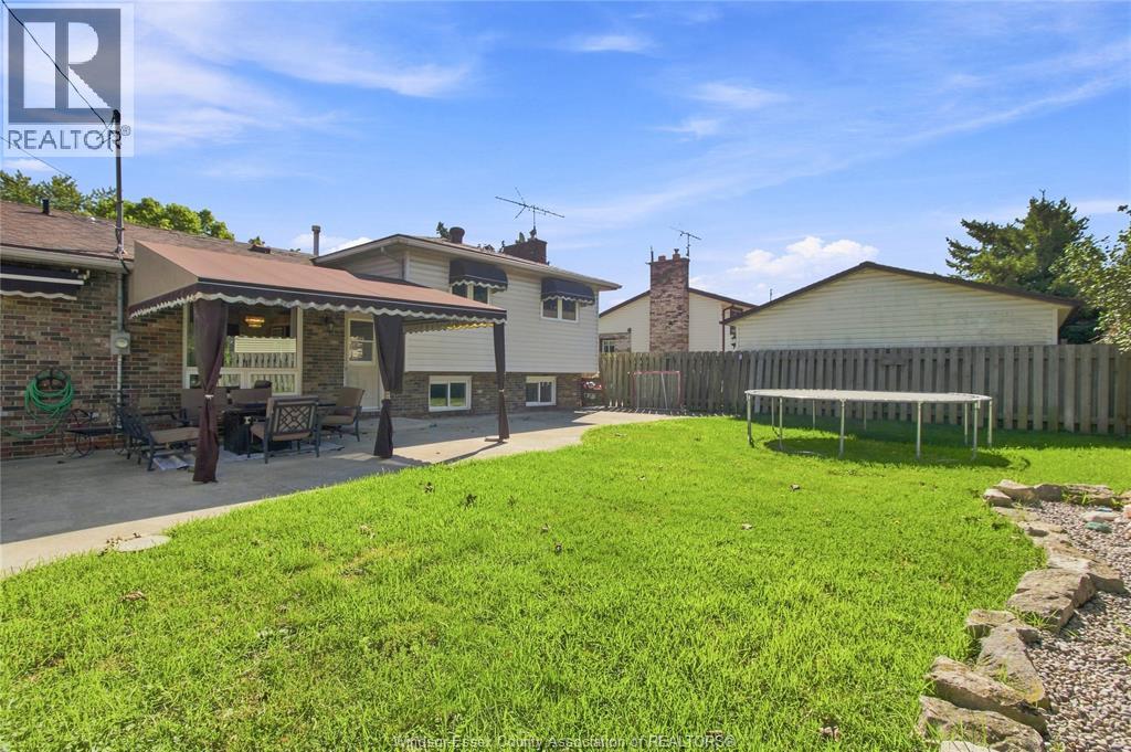 1085 WATSON - Image 33