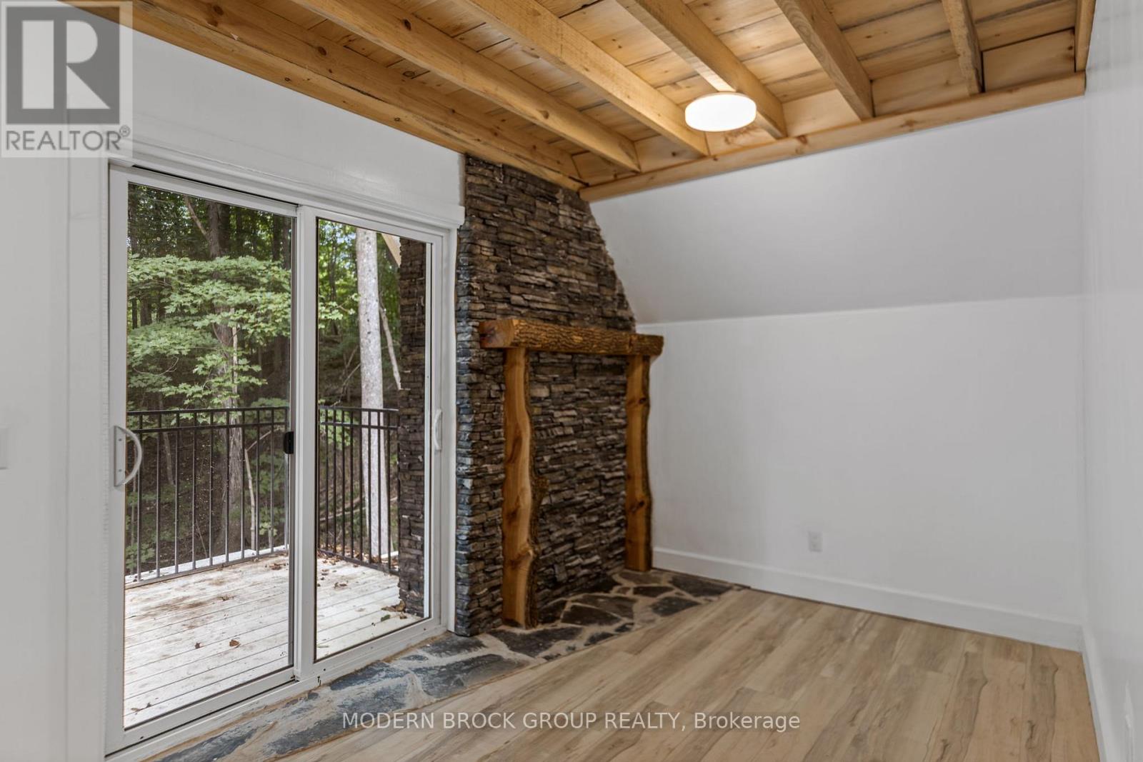 155 WOODVALE ROAD - 28