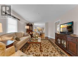 93 Fern Valley Crescent, Richmond Hill, ON L4E2J6 Photo 14