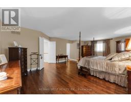 93 Fern Valley Crescent, Richmond Hill, ON L4E2J6 Photo 30