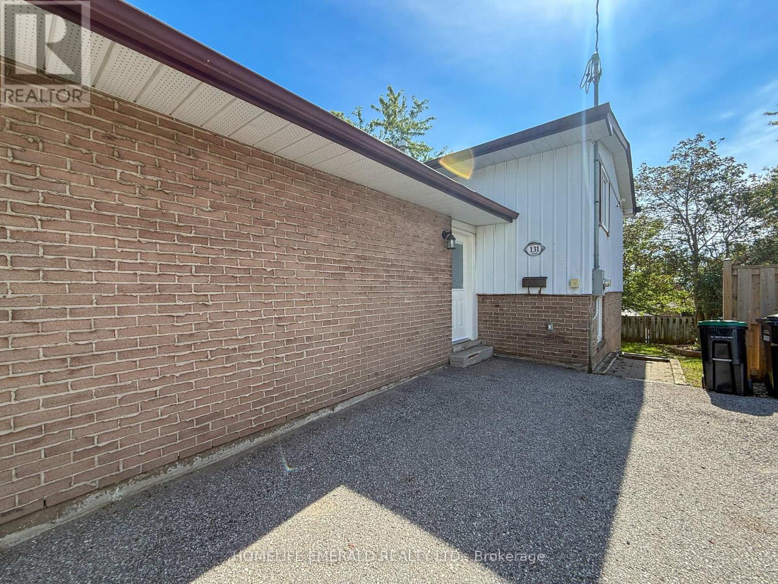 131 CUNDLES ROAD E - 2