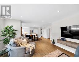 Living room - 7 Oakley Park Square, Barrie, ON L4M2J9 Photo 7