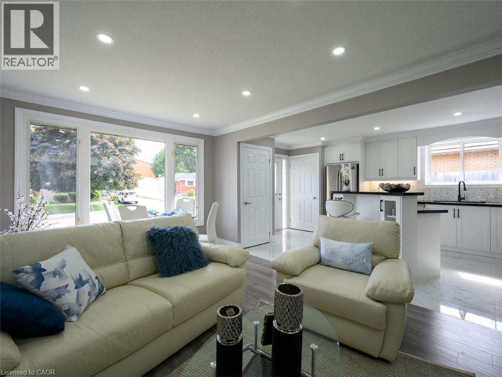 3 Bed, 1 Bath Apartment for Rent in Hamilton – 308 CRANBROOK Drive Unit# UPPER, Hamilton - Image 7