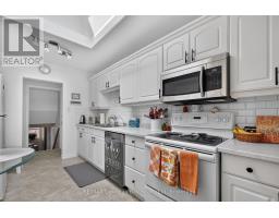 Bathroom - 338 Seventh Street, Midland, ON L4R3Z9 Photo 8