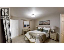 42 Mt Backus Crescent W - photo 11