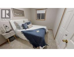 42 Mt Backus Crescent W - photo 15