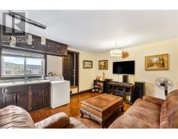 113 -117 Longs Hill, St  John S, NL A1C1V4 Photo 9