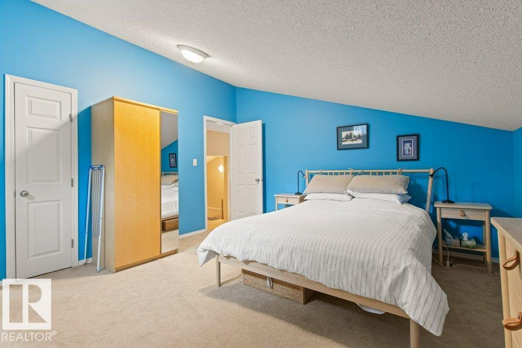 5607 107 ST NW - 39