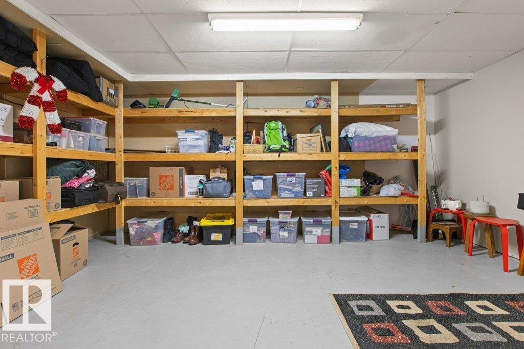 5607 107 ST NW - 52