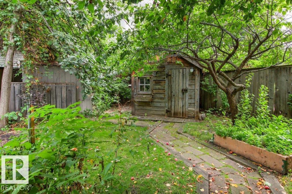 5607 107 ST NW - 62