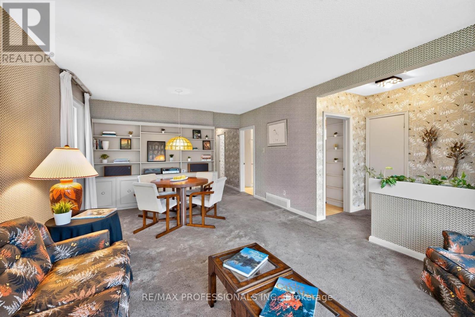 28 BASKERVILLE CRESCENT - 9