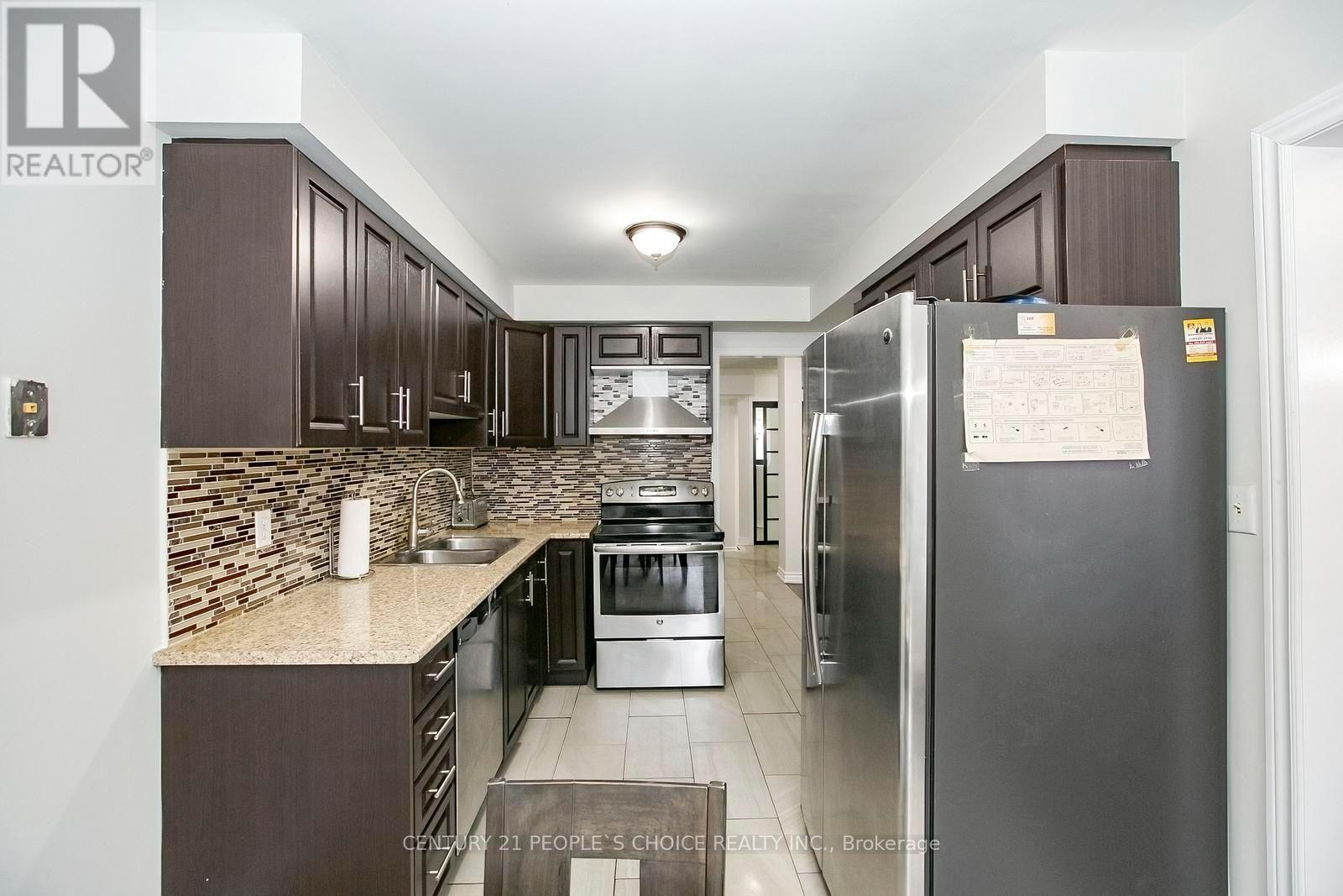90 WHITE TAIL CRESCENT - 15