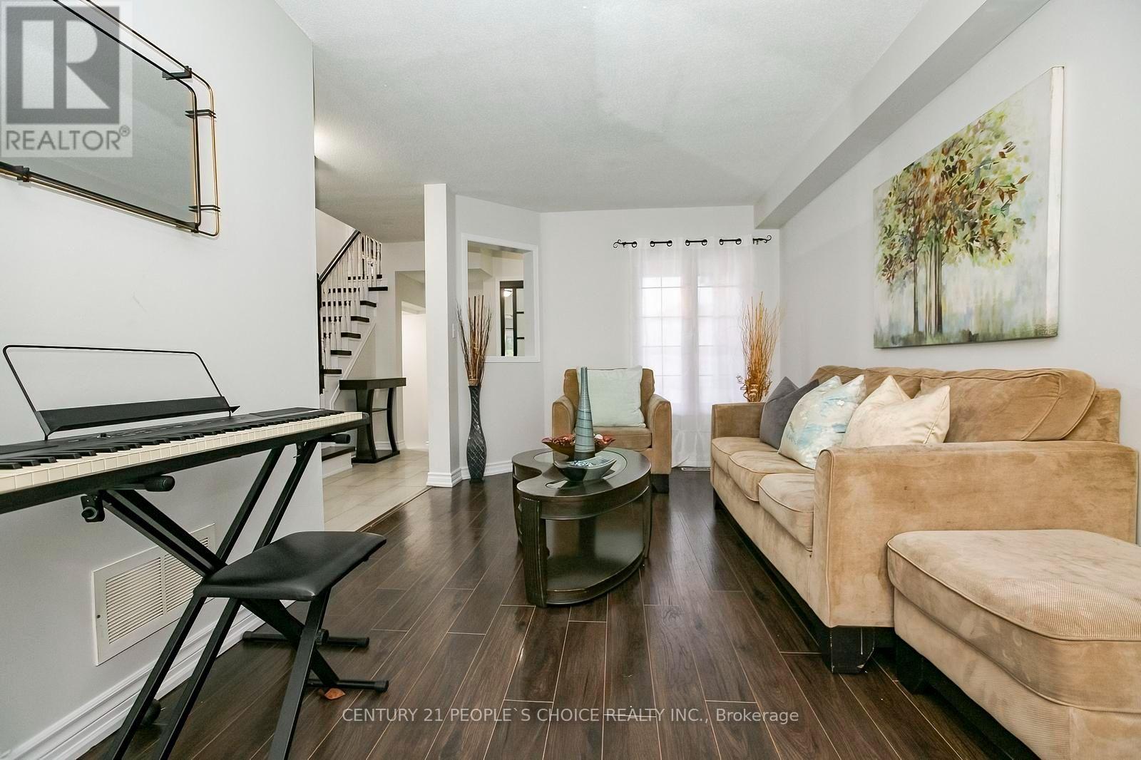 90 WHITE TAIL CRESCENT - 8