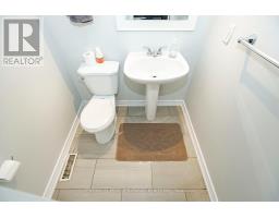 90 White Tail Crescent, Brampton, ON L6Y5B9 Photo 21