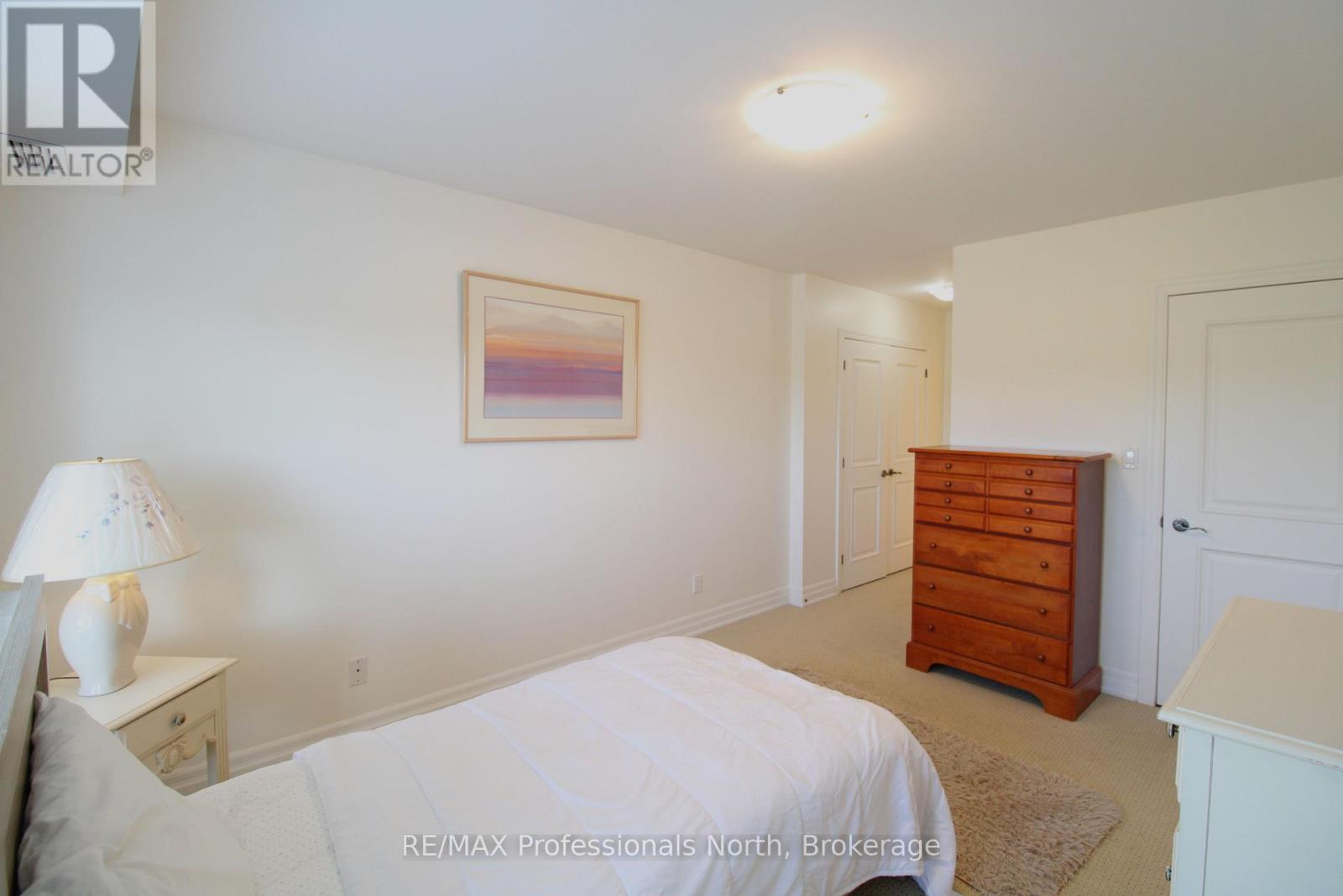 #402 26 DAIRY LANE - Image 44