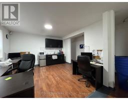 2000 Eglinton Avenue W, Toronto, ON M6E2J9 Photo 6