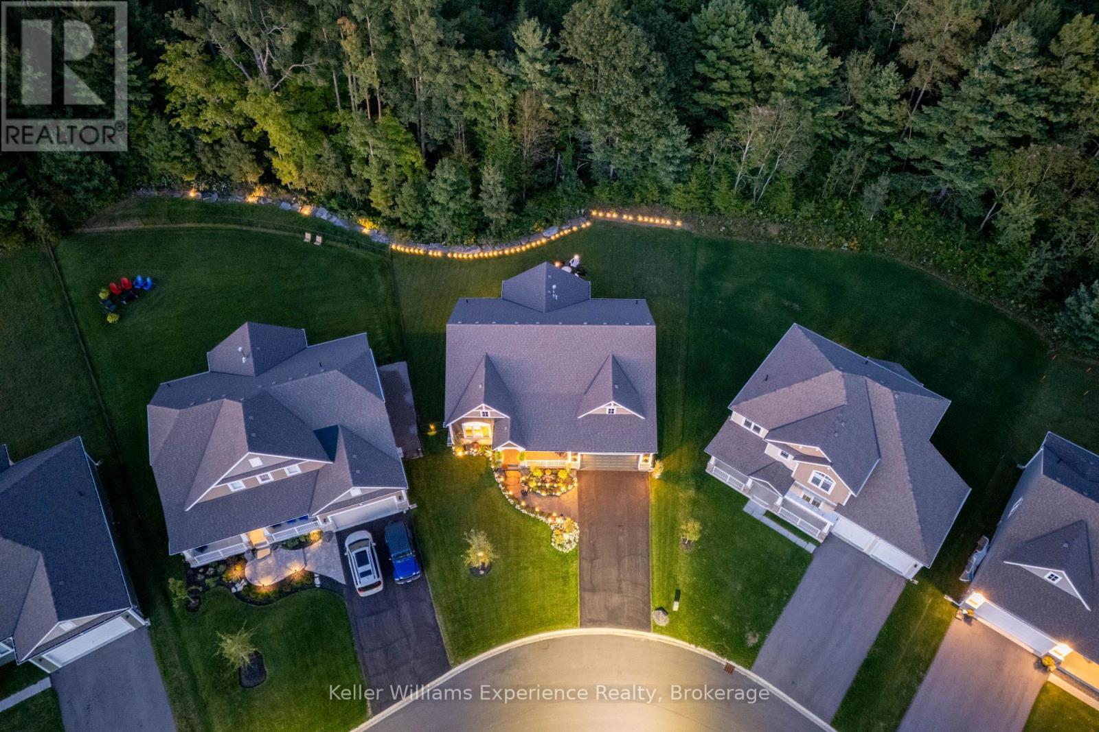 38 DYER CRESCENT - 26
