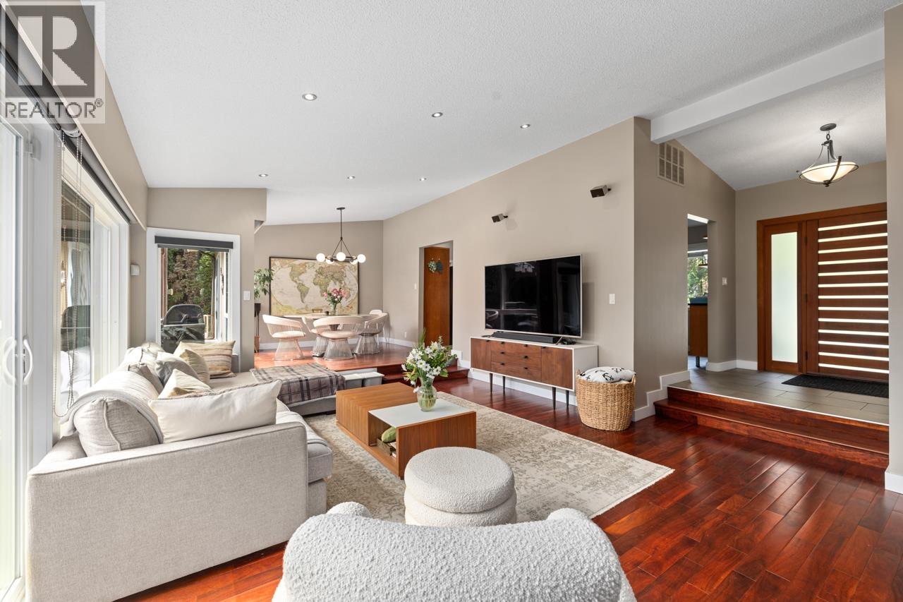 326 MOYNE DRIVE, West Vancouver — photo 3