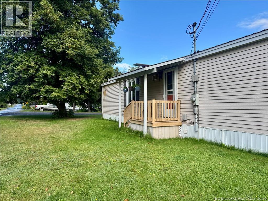 2 Poulin Drive - 32