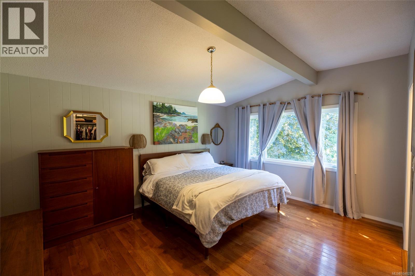6420 Chatham Ave - Image 4