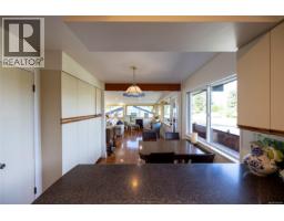 Dining room - 6420 Chatham Ave, Port Hardy, BC V0N2P0 Photo 9