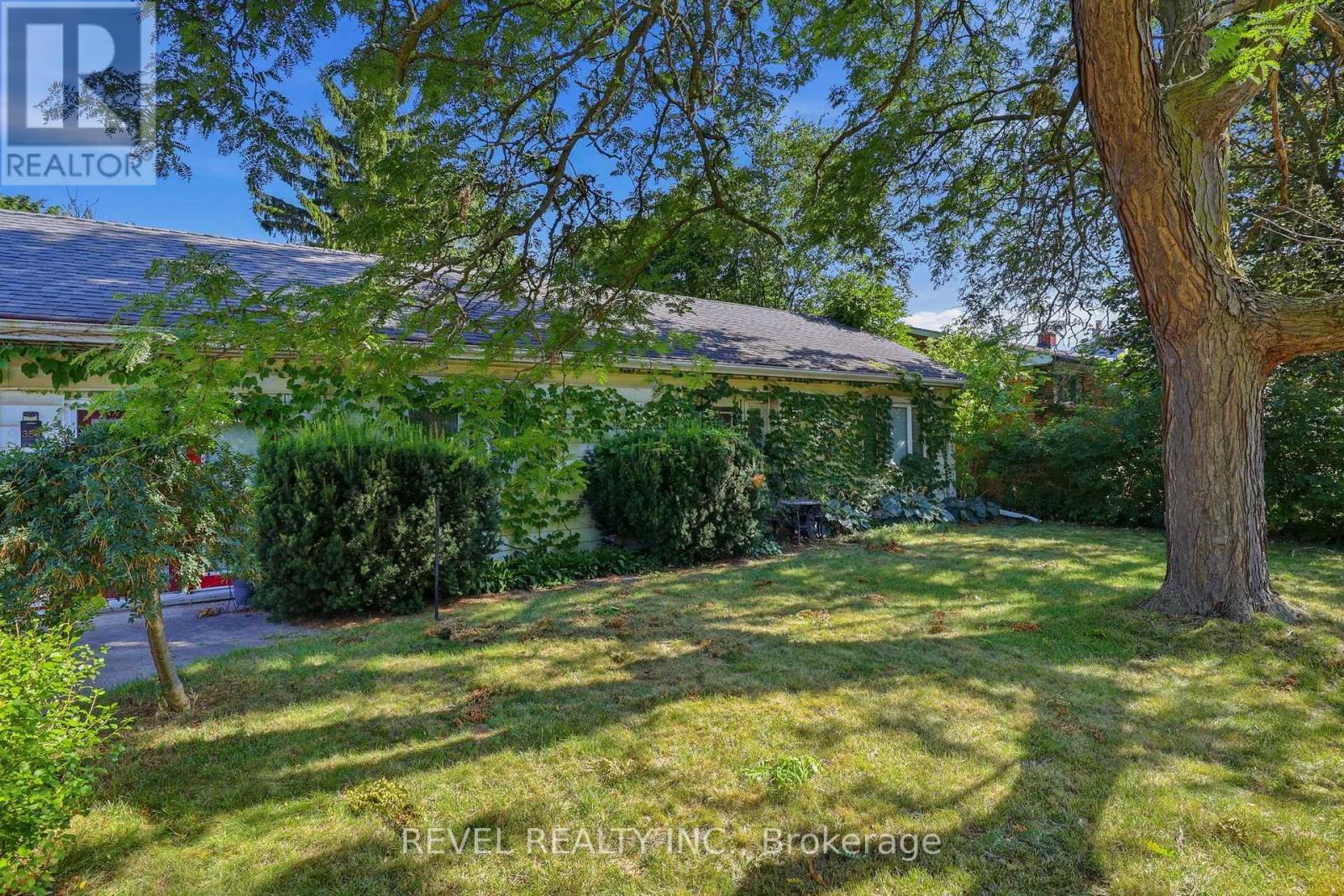 356 THOMPSON ROAD, London South (South I) — photo 6