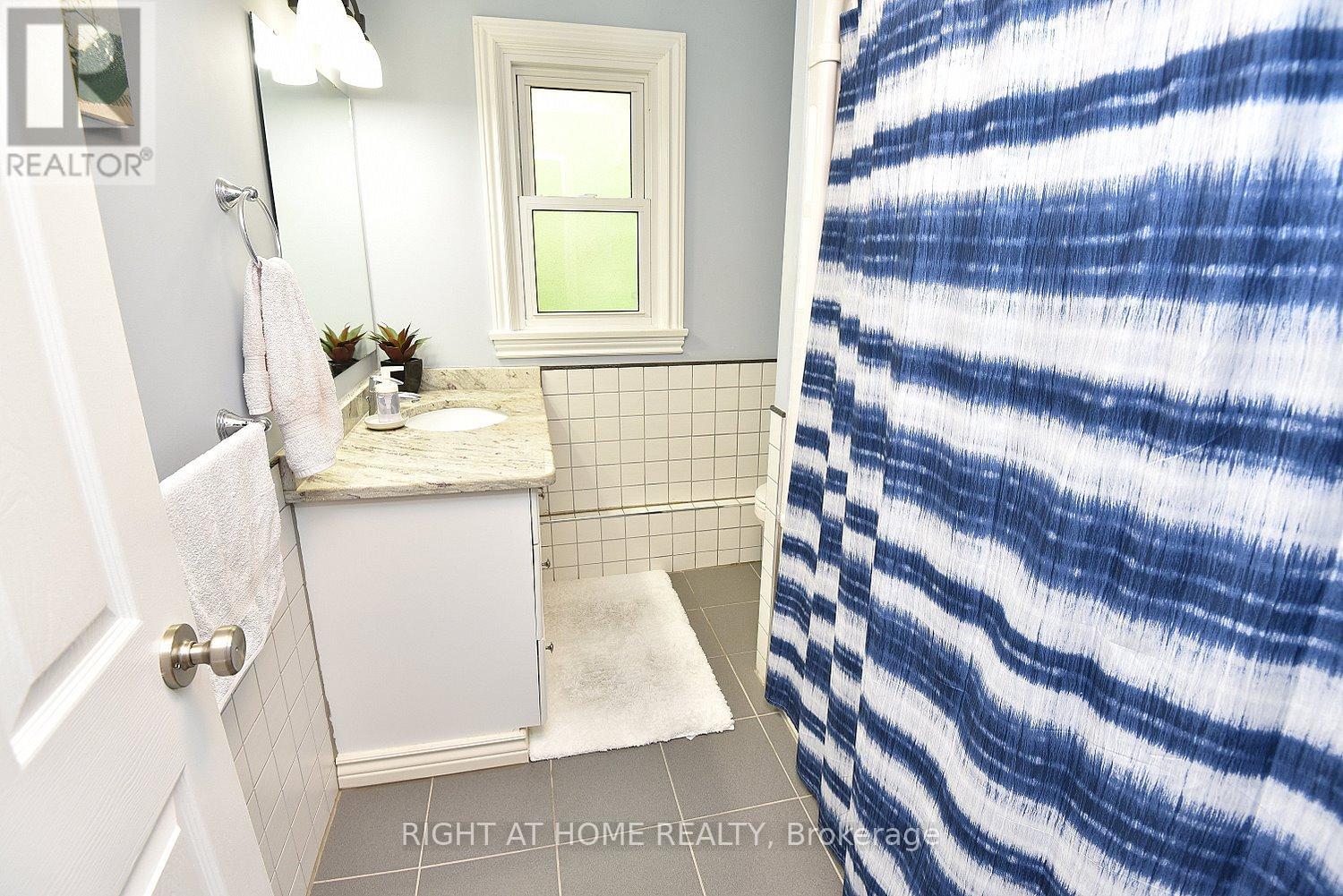 2030 GOVERNORS ROAD - 30