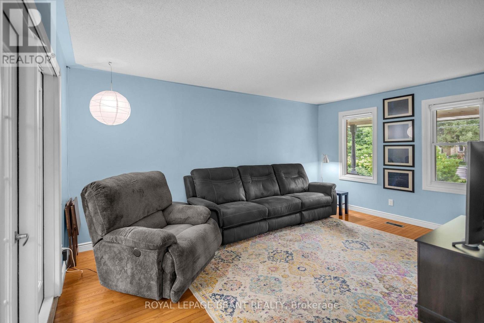 490 DEVONSHIRE AVENUE - 10