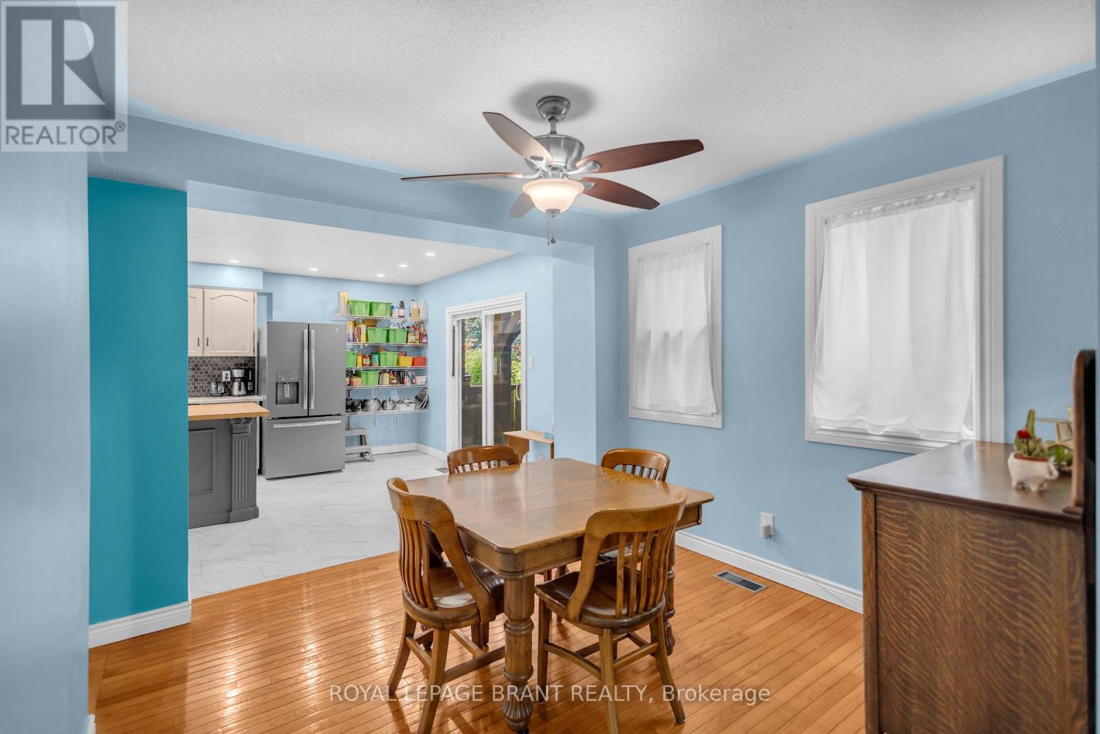 490 DEVONSHIRE AVENUE - 11